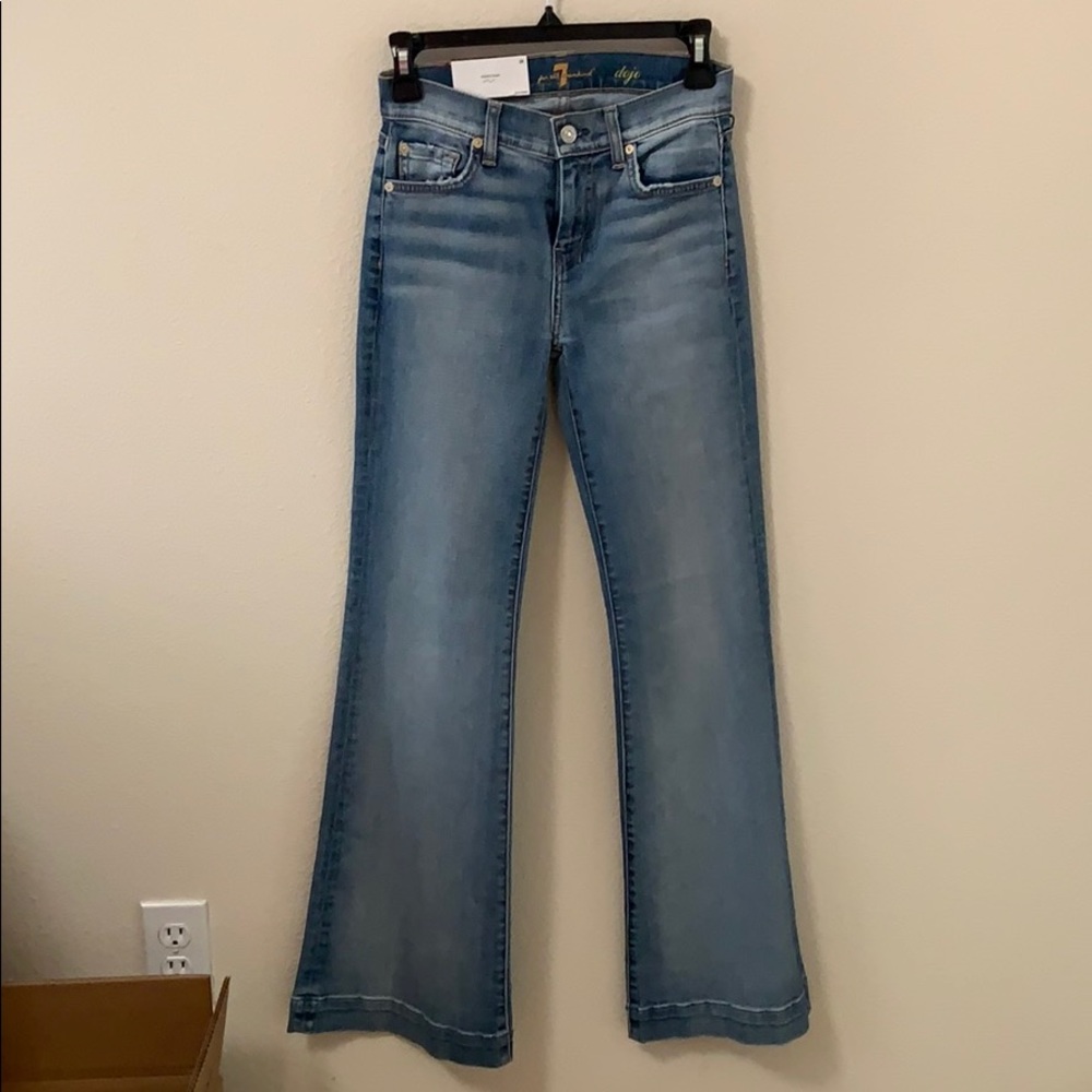 Brand new Seven7 bootcut jeans